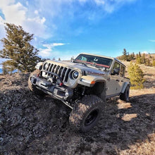 Load image into Gallery viewer, Oracle Oculus Bi-LED Projector Headlights for Jeep JL/Gladiator JT Satin Silver 5500K