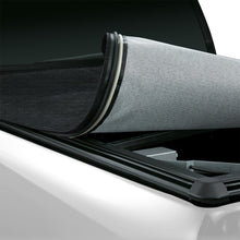 Load image into Gallery viewer, Lund 00-04 Dodge Dakota (5ft. Bed) Genesis Elite Seal &amp; Peel Tonneau Cover - Black