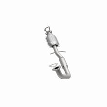 Load image into Gallery viewer, MagnaFlow Conv DF 01-02 Saturn Rear OEM