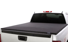 Load image into Gallery viewer, Lund 96-04 Dodge Dakota (8ft. Bed) Genesis Elite Snap Tonneau Cover - Black