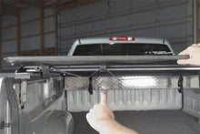 Load image into Gallery viewer, Access Toolbox 06-09 Ford Mark LT 5ft 6in Bed Roll-Up Cover