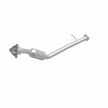 Load image into Gallery viewer, MagnaFlow Conv DF 2002 Saturn VUE 2.2L