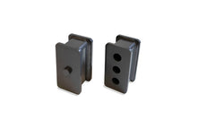 Load image into Gallery viewer, MaxTrac 03-08 Dodge RAM 2500 2WD 3.5in Rear Fabricated Lift Blocks