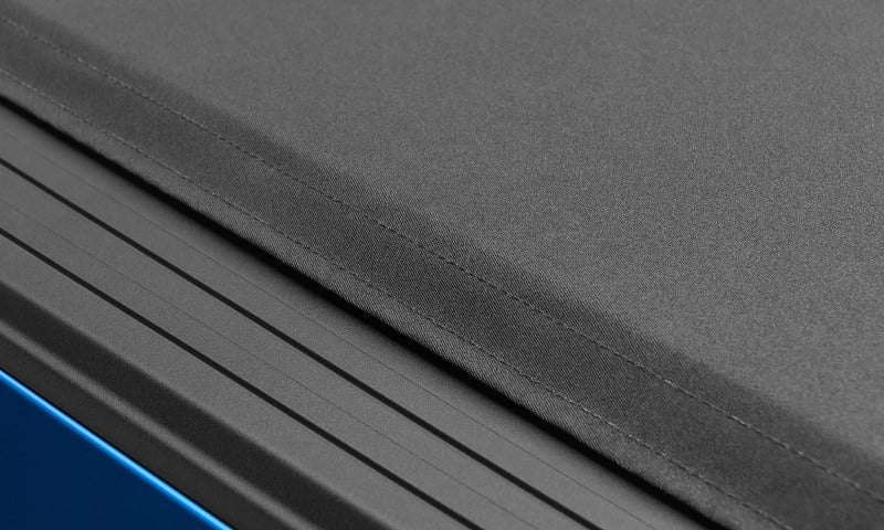 Lund 88-98 Chevy CK (8ft. Bed) Genesis Elite Roll Up Tonneau Cover - Black